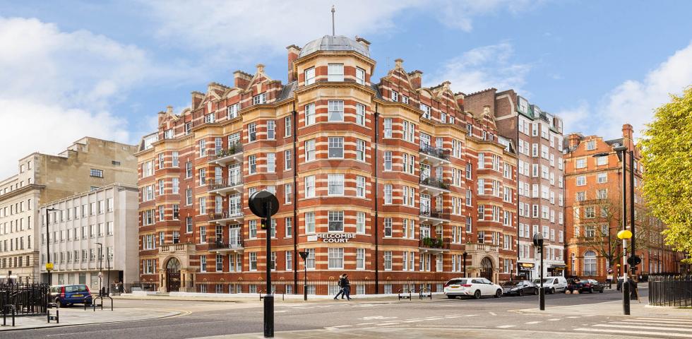 Super recently refurbished 3 bed 2 bath minutes to Baker Street Tube.   Melcombe Court, Dorset Square, Baker Street